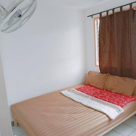 5บีบี 5Bb Guest House Bangkok Bagian luar foto